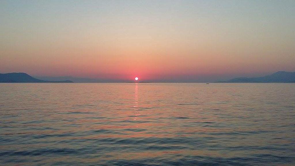 Sunset Beach House Kato Alepochori Exteriér fotografie